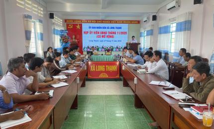 Đồng chí Huỳnh Văn Thái Quỳnh, Chủ tịch UBND xã-Chủ trì hội nghị